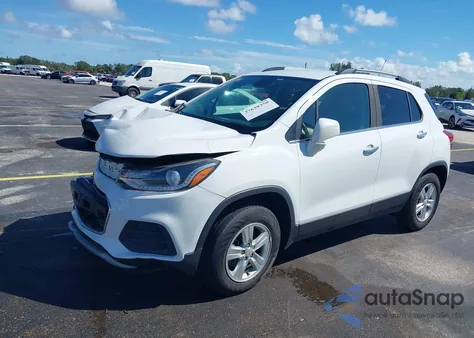 2018 Chevrolet Trax Lt z USA, uszkodzony, nr VIN KL7CJPSB8JB574026